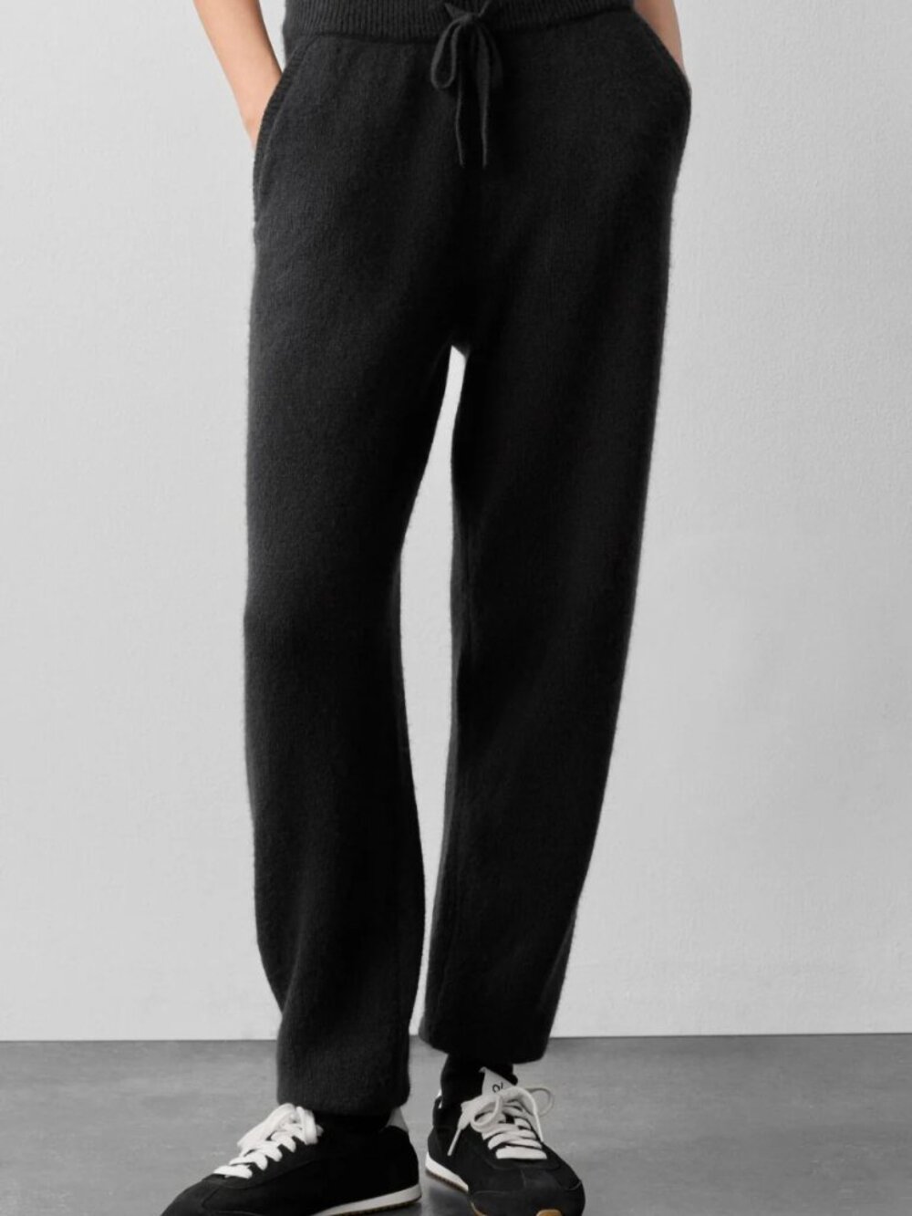 Alo New Class Sweatpant Wool Cashmere Pants | Black | S
